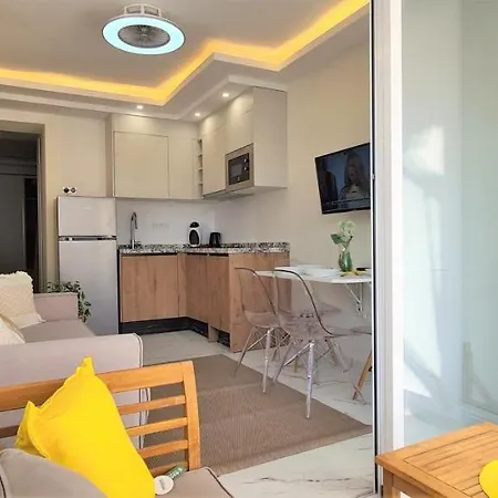 Linea De Playa * Estepona